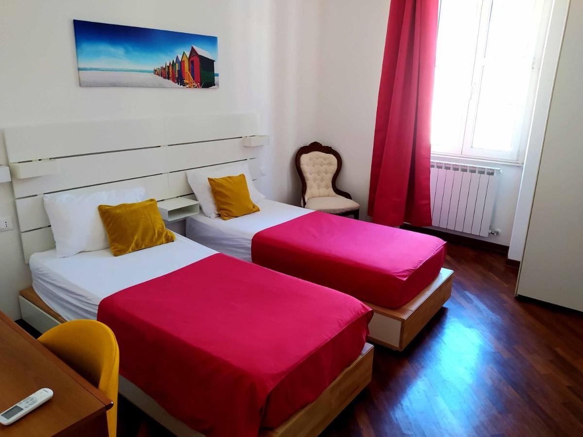 Отель Stanza Con Bagno Ed Accesso Privati Триест Экстерьер фото
